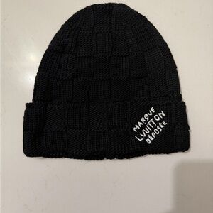 BRAND NEW Louis Vuitton Black Knit Beanie